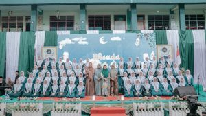 seragam pesantren