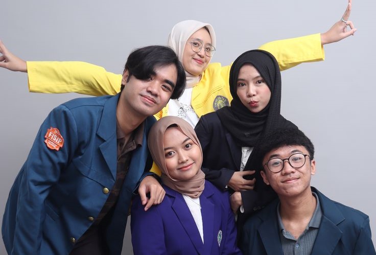 jenis-jenis bahan almamater