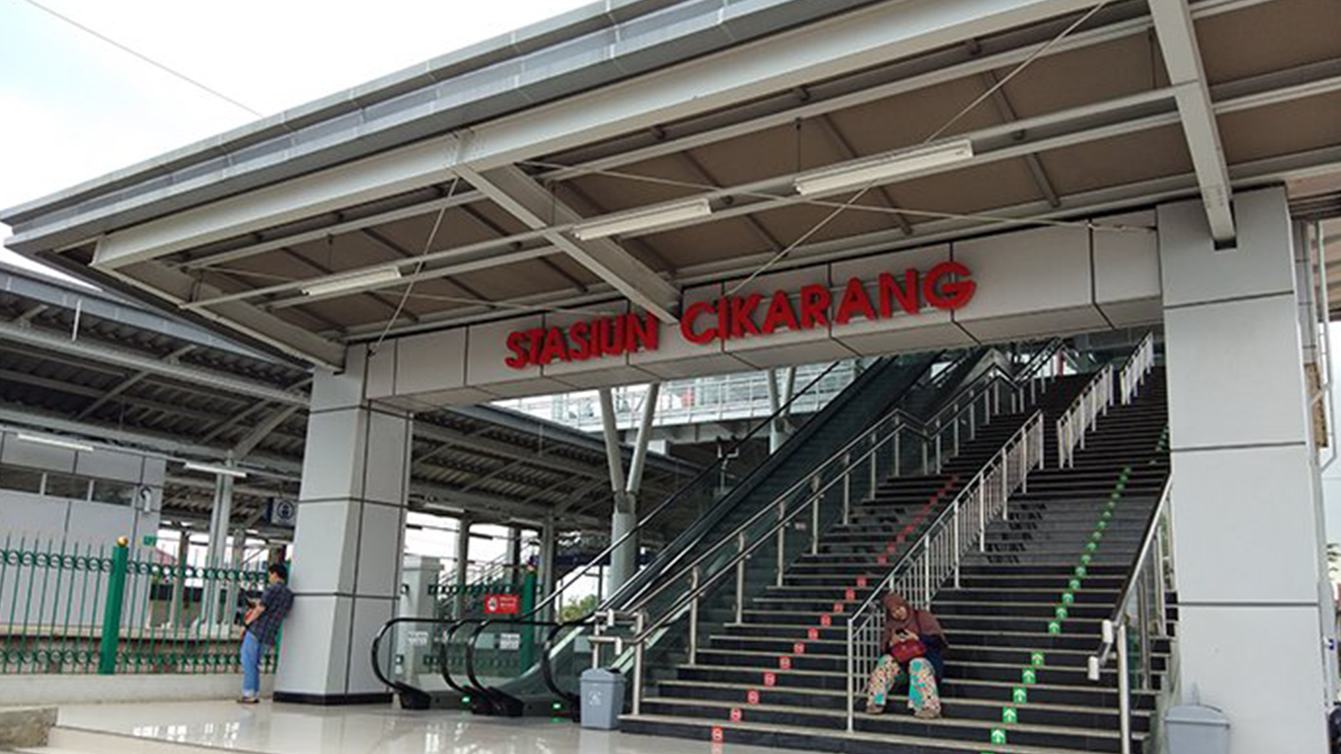 stasiun cikarang - rekomendasi tempat wisata di cikarang