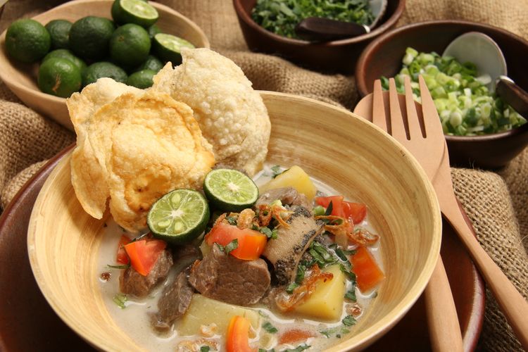 soto betawi makanan khas Jakarta